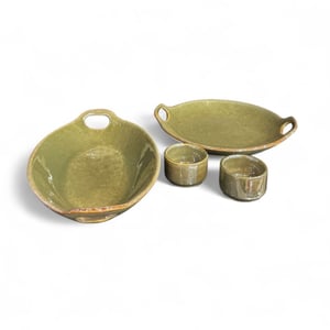 Tattva Ceramic 4 pcs Platter Set, For thoughtful and elegant gifting - Green