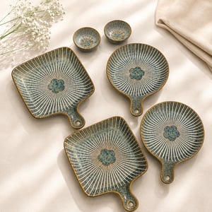 Sivica 6-Piece Porcelain Serving Board & Dip Bowl Set – Green Sunburst