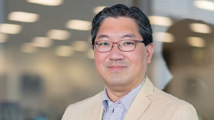 Yuji Naka kšeftoval s akciovým trhom