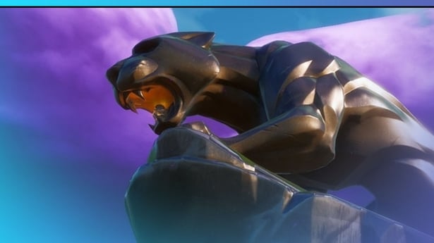 Fornite - Minument venovaný Chadwickovi Bosemanovi alias Black Pantherovi