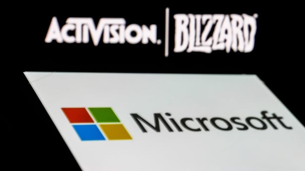 Microsoft sa snaží kúpiť Activision