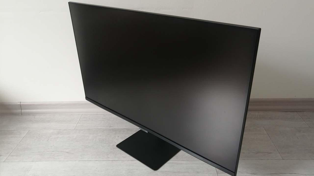 Recenzia na pracovný monitor Samsung Smart M7