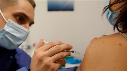 Za očkovanie v Česku budú rozdávať kupóny na Steam