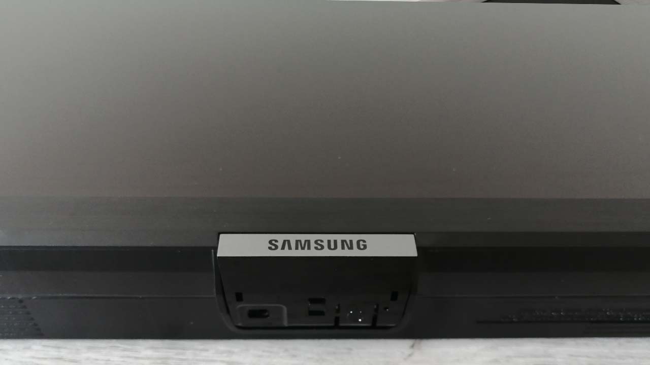 Recenzia na pracovný monitor Samsung Smart M7