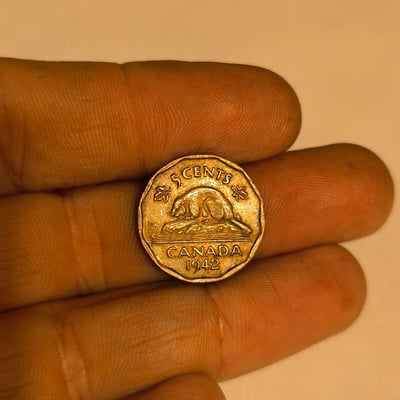 Canada 1942 Five Cents Coin - Image 1 of 2