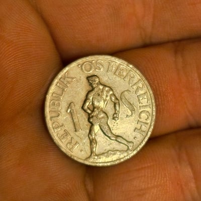 Austrian 1 Schilling coin (obverse with walking figure, reverse with heraldic eagle) - Image 1 of 2