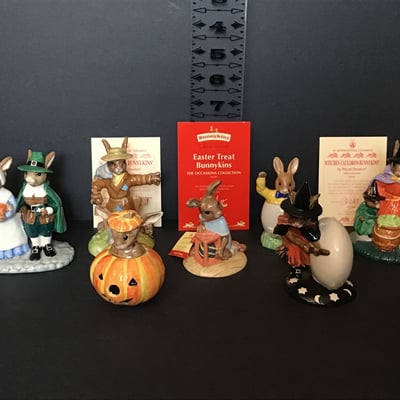 Royal Doulton Bunnykins - Holidays - Image 1 of 22