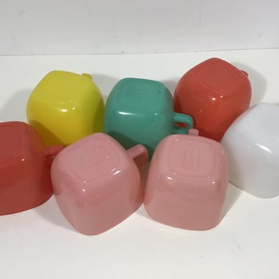 Vintage Pyrex, Fire-King, Glassbake Colored Glassware - Image 3 of 6