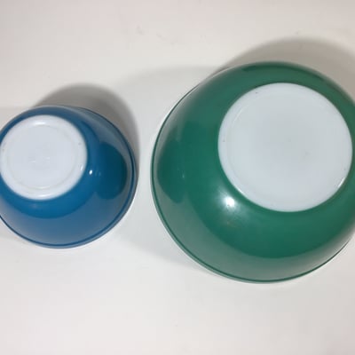Vintage Pyrex, Fire-King, Glassbake Colored Glassware - Image 6 of 6