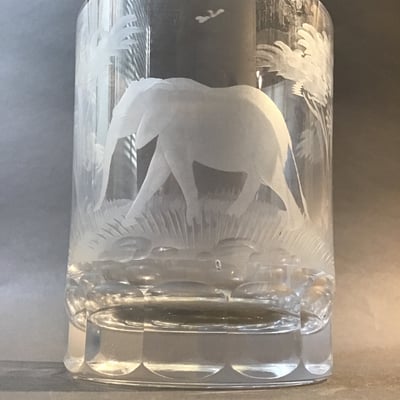 Queen Lace Crystal Double Old Fashioned Safari Glasses - Image 8 of 8