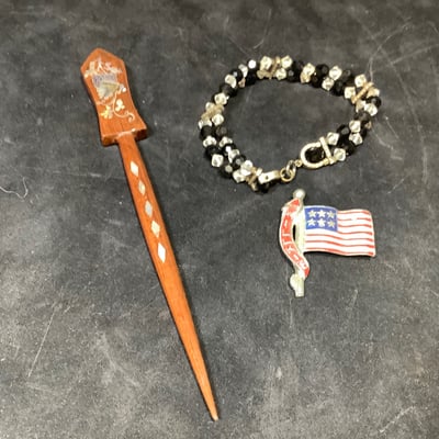 Antique Treasures Jewelry Box - Image 13 of 18