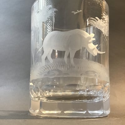 Queen Lace Crystal Double Old Fashioned Safari Glasses - Image 5 of 8