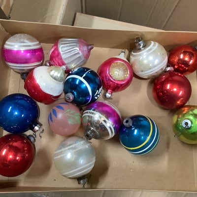 Vintage Christmas Ornaments - Image 6 of 12