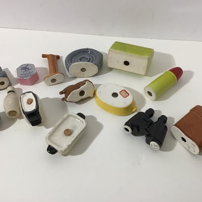 Household Ceramic Salt and Pepper Shakers - Image 2 of 4