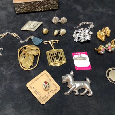 Vintage Costume Jewelry - Trifari & More - Image 13 of 14