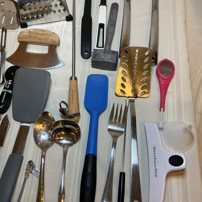 Assorted Kitchen Utensils and Gadgets - Image 3 of 6