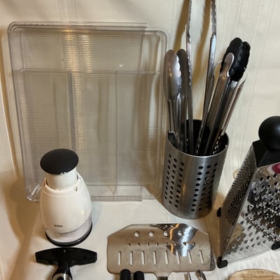 Assorted Kitchen Utensils and Gadgets - Image 5 of 6