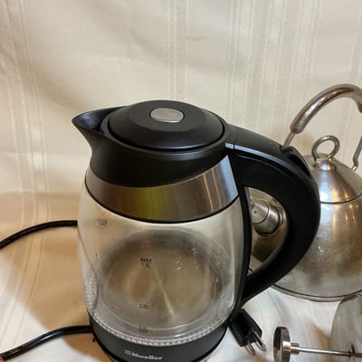 Mueller electric kettle and mixed teaware collection - Image 1 of 8