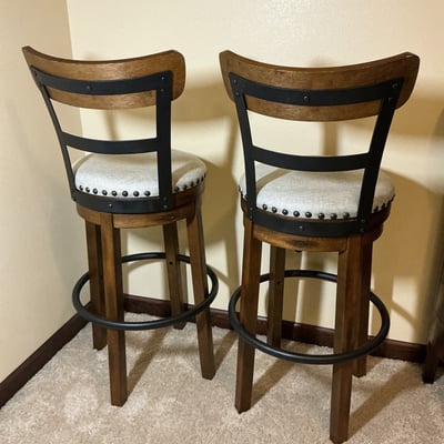 Pair of bar stools with wood and metal frame, Ashley furniture - Image 3 of 5