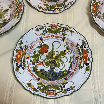 Hand-painted Italian ceramic plates and bowls, Biordi - Image 4 of 5