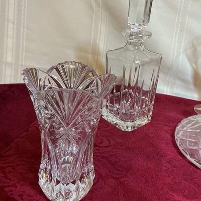Glassware Set: Decanters, Vase, and Ice Bucket - Image 2 of 3