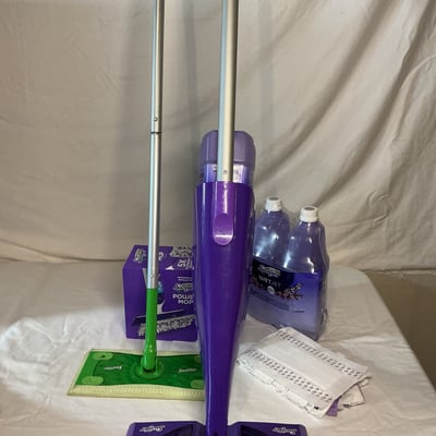 Cleaning equipment and supplies - Image 3 of 5