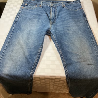 Assorted Levi's Jeans in Blue and Black Denim - Image 4 of 9