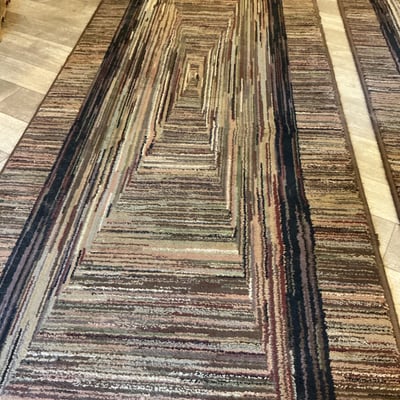 Two rectangular patterned runner rugs - Image 4 of 4