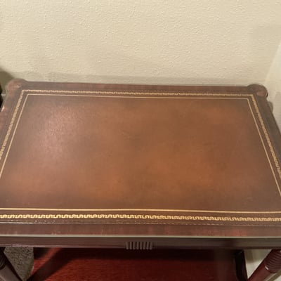 Pair of wooden end tables with lamps - Image 5 of 5