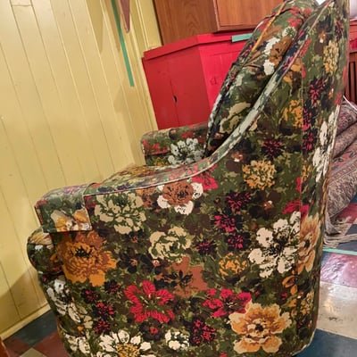 Vintage Small & Boyes floral swivel armchair - Image 5 of 9