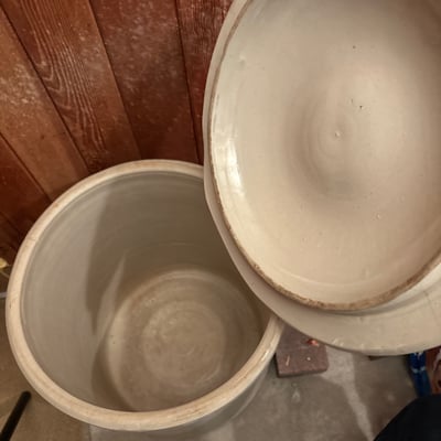 Medalta 8 Medicine Hat Alberta stoneware crock with lid - Image 3 of 6