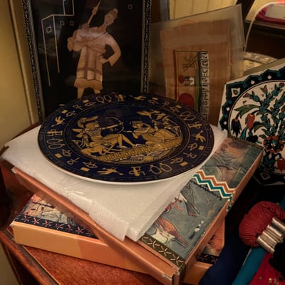 Egyptian-themed decorative art and artifacts - Image 5 of 14