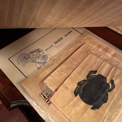 Egyptian-themed decorative art and artifacts - Image 10 of 14