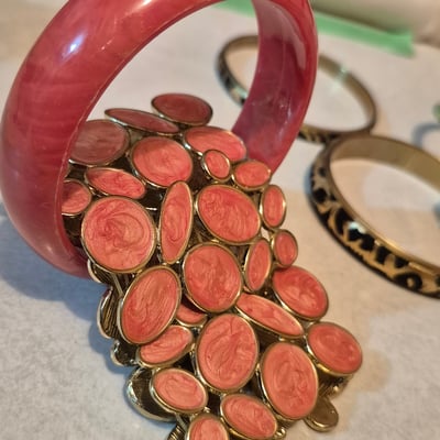 Assorted bracelets, bangles, earrings, and rings - Image 6 of 7