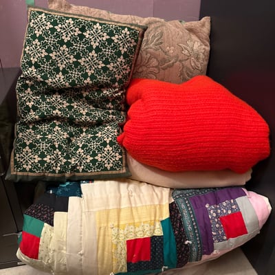 Patchwork quilts and decorative cushions - Image 1 of 9