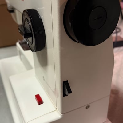 Pfaff sewing machine with accessories and manuals - Image 8 of 9