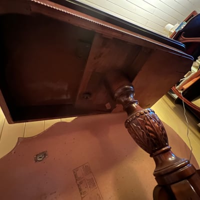 Antique four-legged Pedestal Duncan Phyfe-style Dining Table - Image 6 of 10