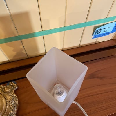 Vintage bankers table lamp with amber shade and frosted shade lamp - Image 9 of 11