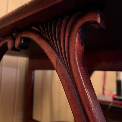 Antique Victorian mahogany etagere 3-tier shelf with beveled mirror and curved legs - Image 7 of 12