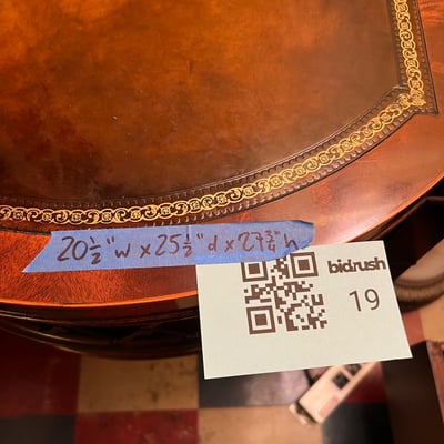 Vintage mahogany side table with leather-inlaid top by Weiman Tables - Image 10 of 10