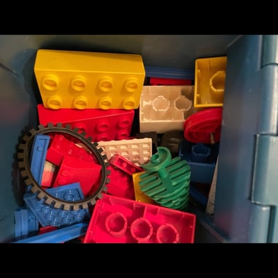 Assorted Vintage 1974 LEGO bricks and accessories in blue storage tub - Image 5 of 8