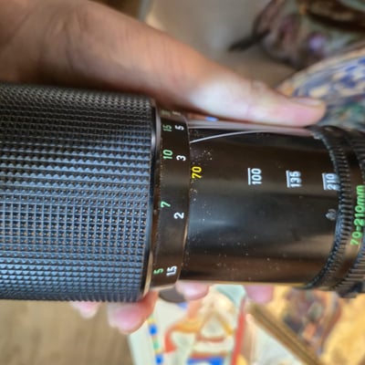 Canon film cameras with multiple lenses (FD mount) - Image 7 of 8