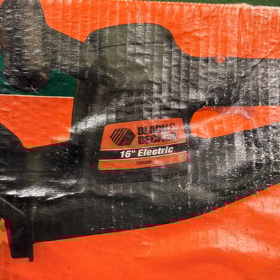 Black & Decker 16-inch Electric Hedge Trimmer - Image 6 of 7