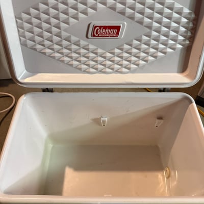 Outdoor gear and camping equipment assortment - Image 14 of 19