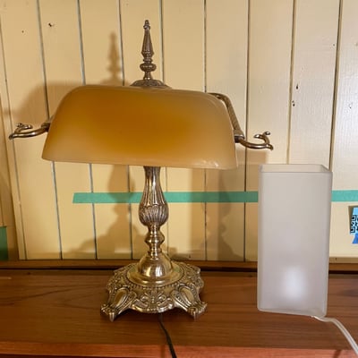Vintage bankers table lamp with amber shade and frosted shade lamp - Image 2 of 11