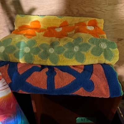 Outdoor gear and camping equipment assortment - Image 9 of 19