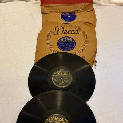 78 rpms! Classic Artists and Songs  - Image 1 of 5