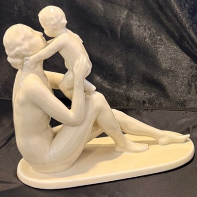 Neu Tettau Bavarian Art Deco Porcelain :  Mother and Child Figurines  - Image 2 of 6