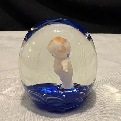 Maude and Bob St.Clair Rare MCM Cobalt Blue Kewpie Doll Paperweight - Image 2 of 6
