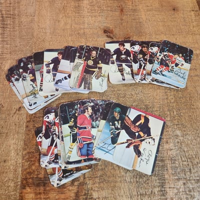 1977 O-Pee Chee Hockey Cards - Image 1 of 5